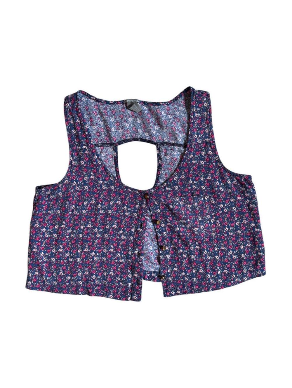 Vintage Y2K Charlotte Russe Crop Tank